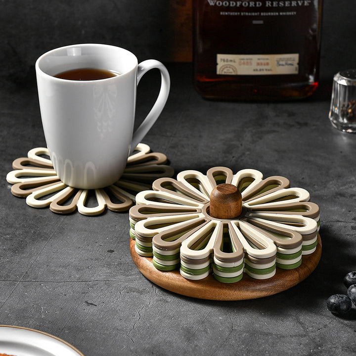 Elegante Silikon-Untersetzer Im Floralen Design Karnz