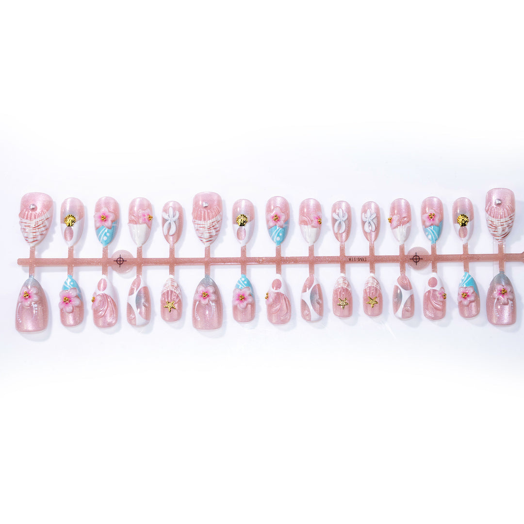 Dekoratives Muschel-inspiriertes Press-On-Nail-Art-Set