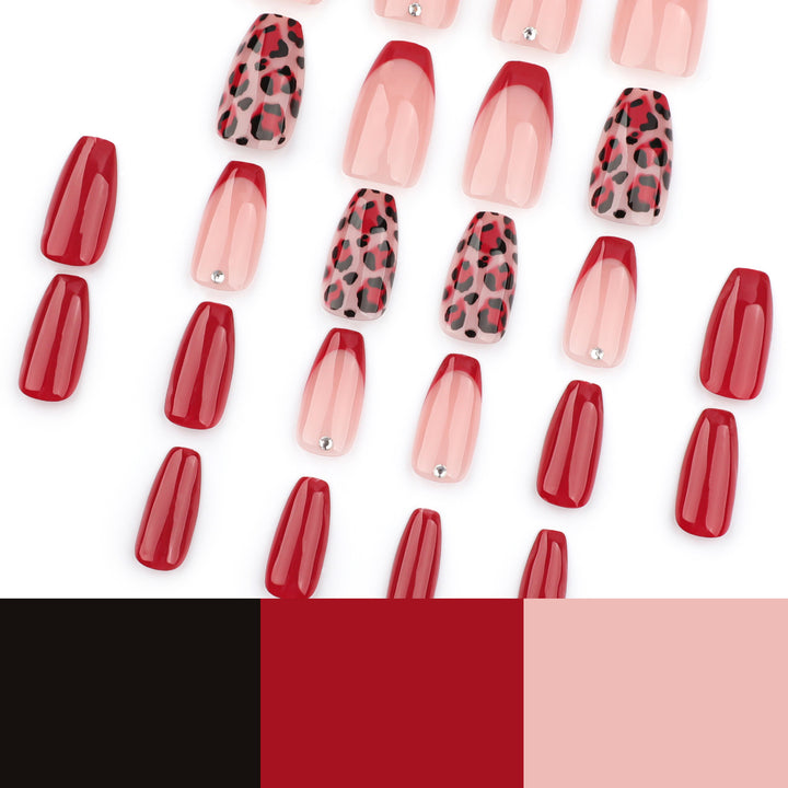 Künstliche Nagelkunst mit eleganten Leopardenmustern Karnz