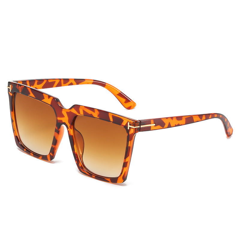 Damen oversized quadratische Sonnenbrille mit luxuriösen Akzenten Karnz