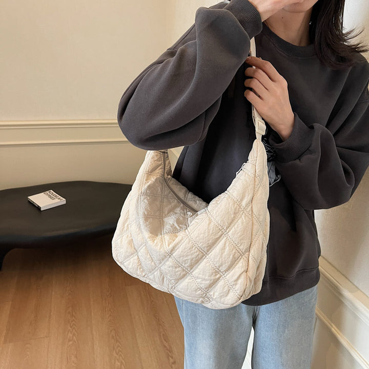 Gepolsterte Hobo-Tasche