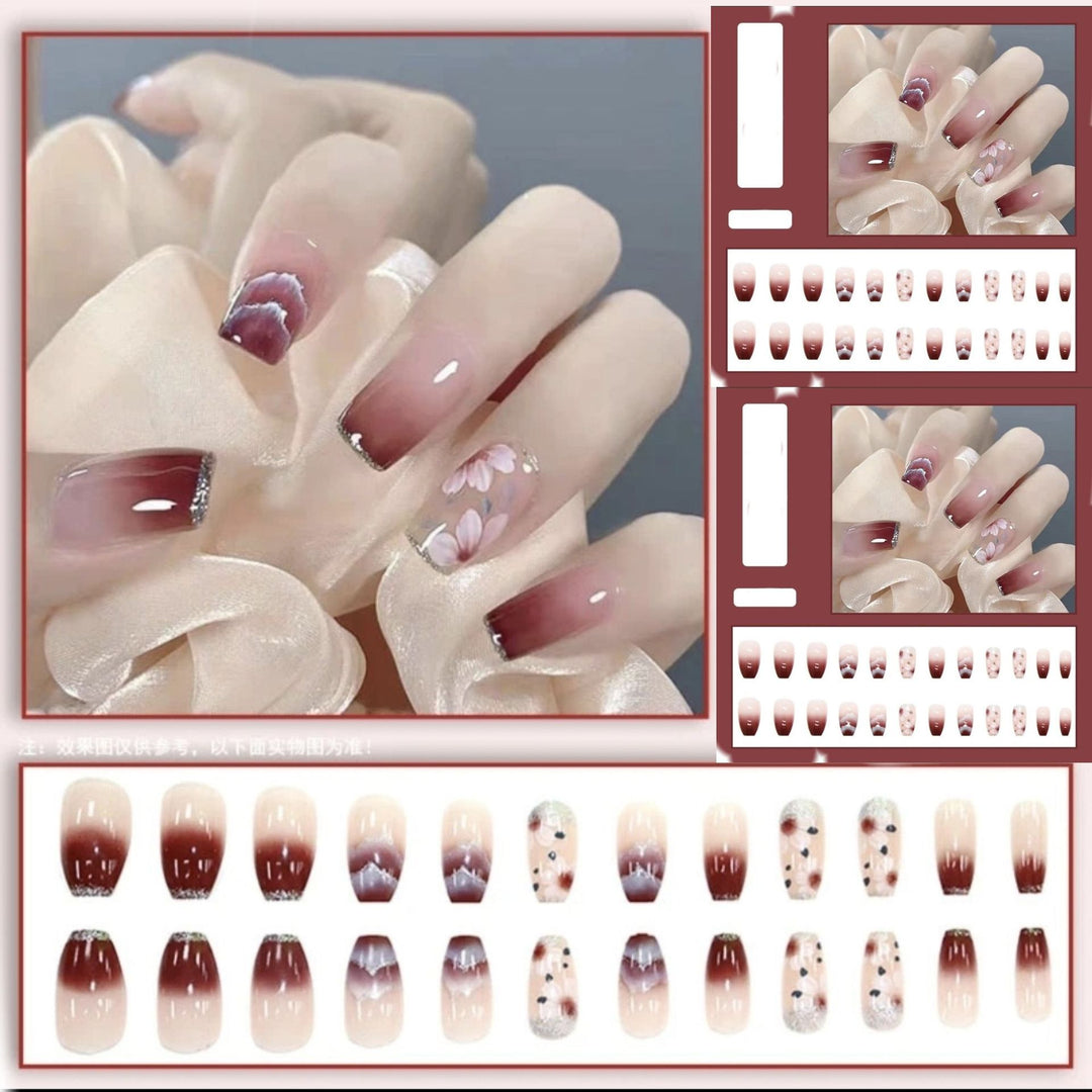 Elegante Nagelkunst mit Glanzfinish Karnz