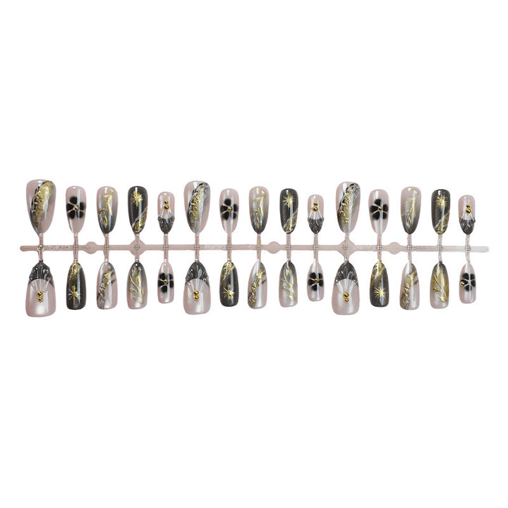 Elegantes Künstlerisches Press-On Nagelset
