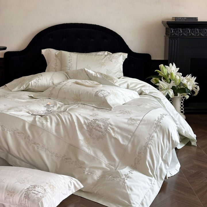 Luxuriöses Jacquard besticktes Satin Bettbezug Set