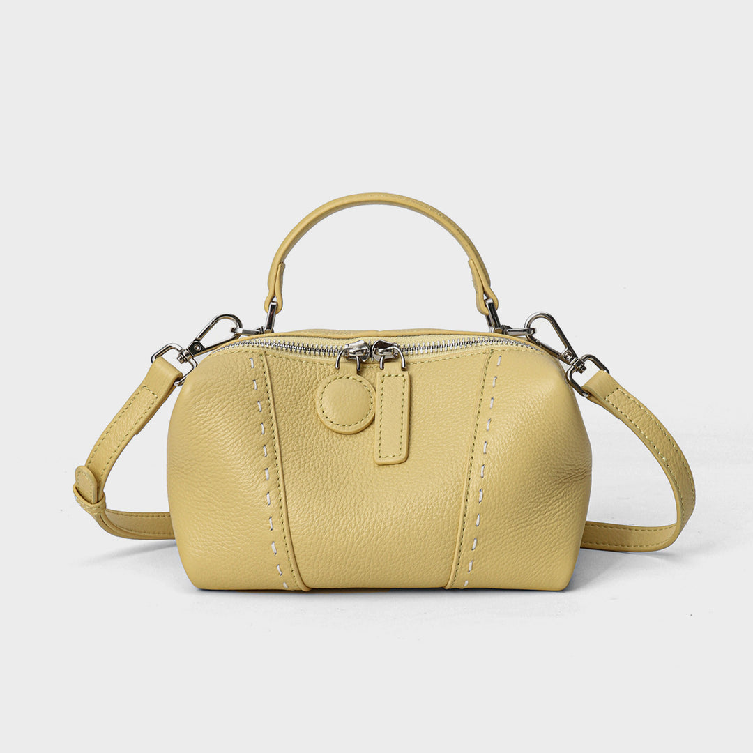Gepunktete Kuppeltasche mit abnehmbarem Crossbody-Tragegurt