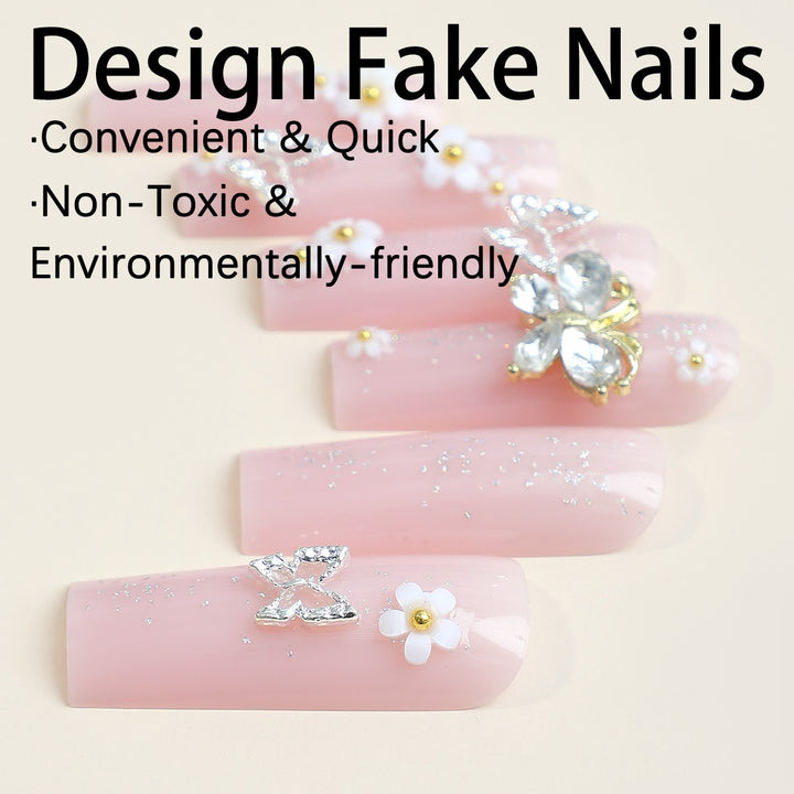 Kunstnagelset mit eleganten 3D-Blüten und Glitzerdetails Karnz