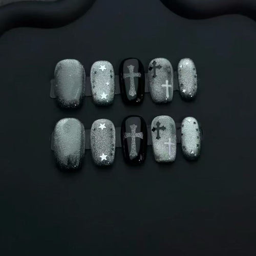 Gothic-inspirierte Press-On Nail Art Set Karnz