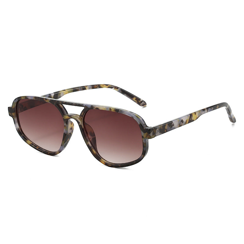 Damen modische Sonnenbrille mit breitem Gestell und UV-Schutz Karnz