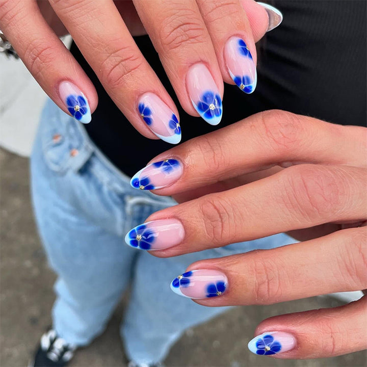 Florales Druck Press-On Nagelset Karnz