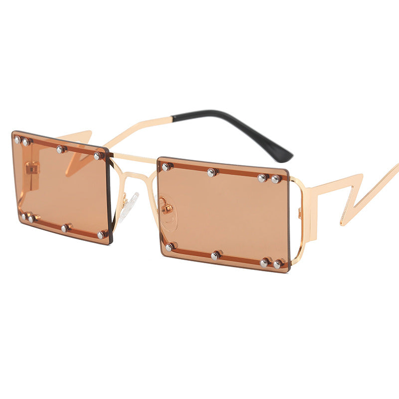 Damen Modische Sonnenbrille mit auffälligem geometrischem Design Karnz