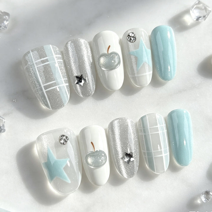 Elegantes Nagelkunst Press-On Set