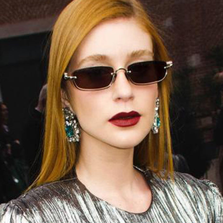 Damen Modische quadratische Sonnenbrille mit elegantem Metallgestell Karnz