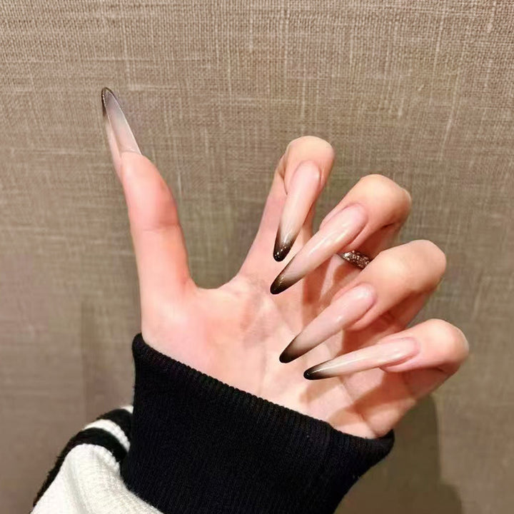 Künstlerische Lange Stiletto-Nagelverzierungen Karnz