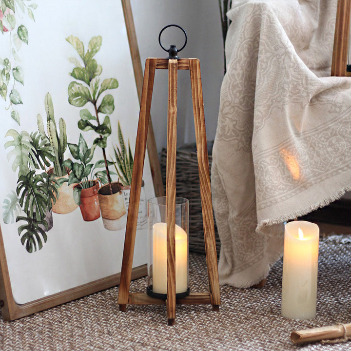 Stilvolle Laterne aus Holz Karnz