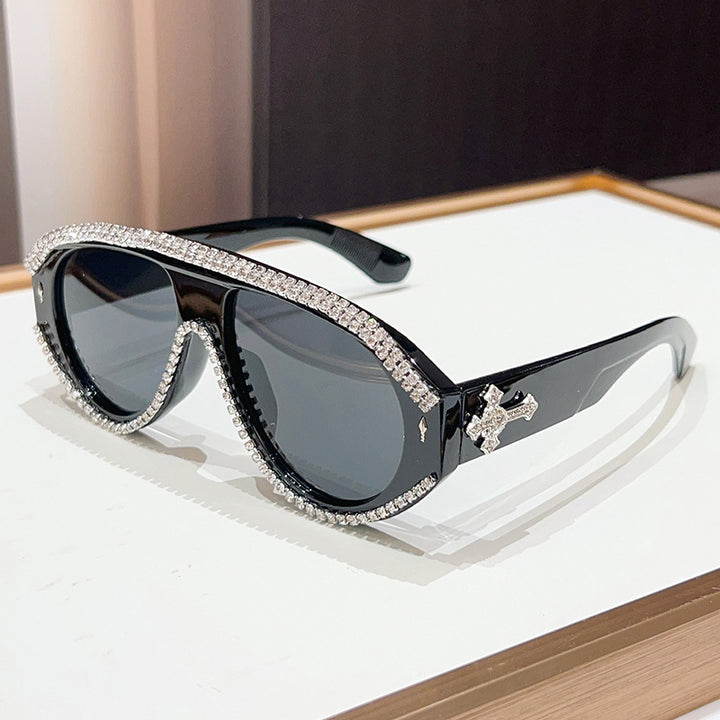 Luxuriöse Übergroße Strasssonnenbrille Karnz
