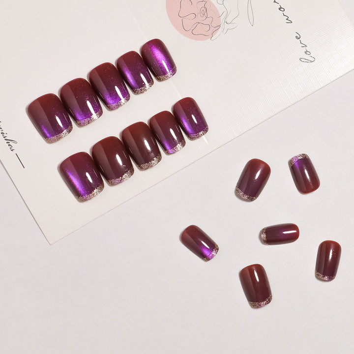 Künstlerisches Press-On-Nagelset mit glänzendem Ombre-Finish Karnz