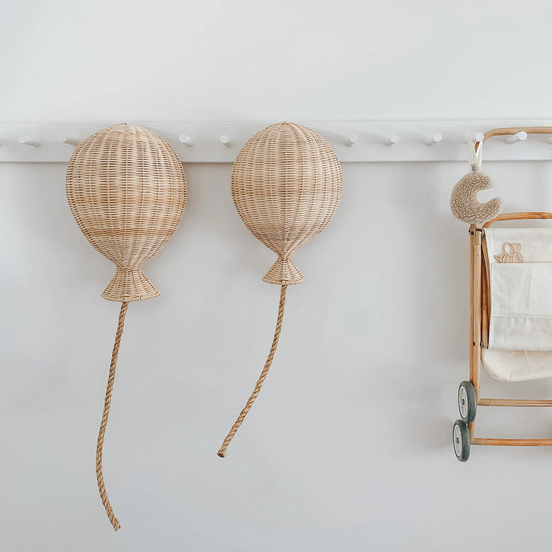 Dekorativer Wandschmuck in Form eines Heißluftballons Karnz