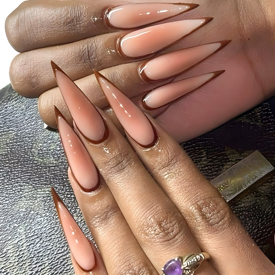 Stiletto Press-On Nail Art Karnz