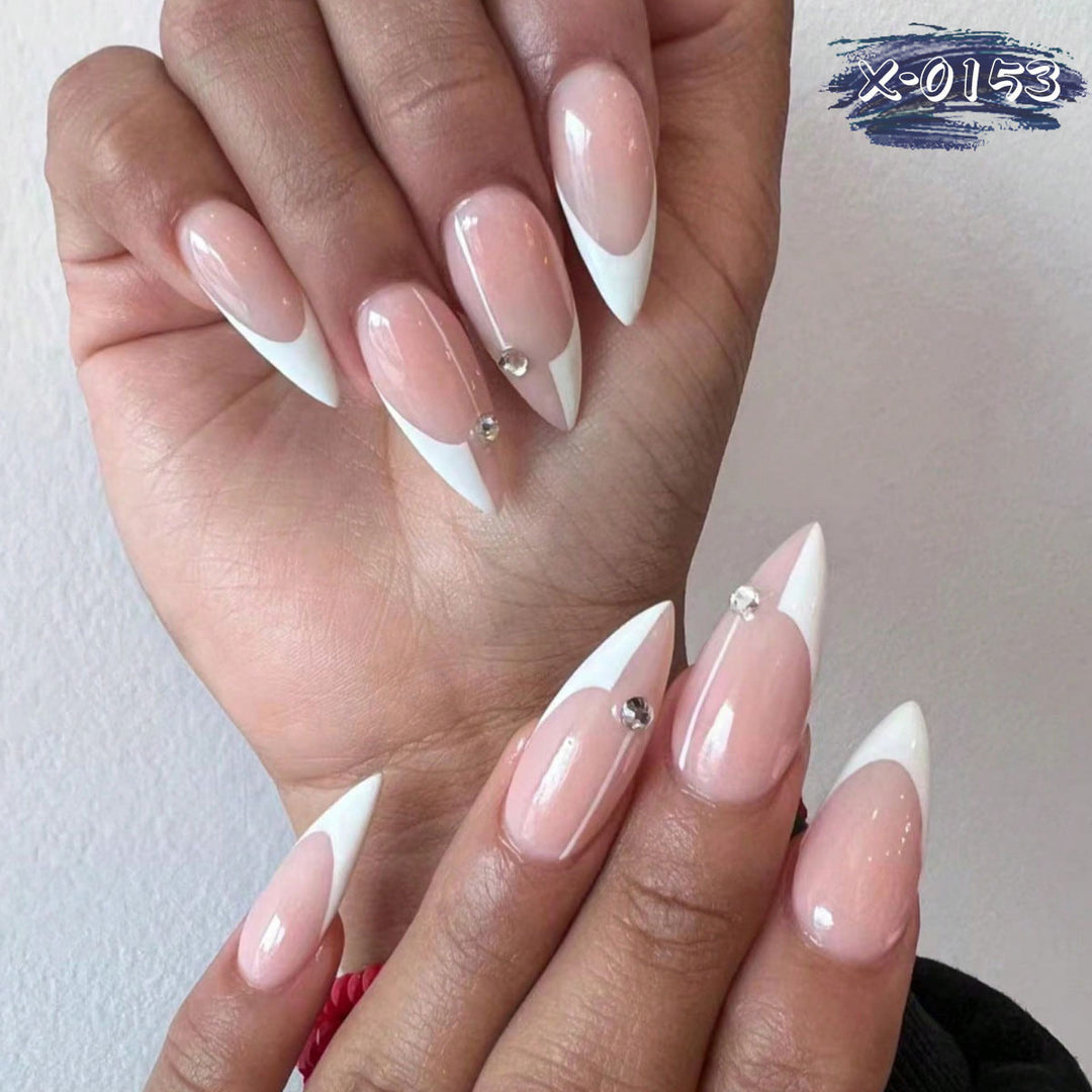 Elegantes Stiletto-Nagelkunstdesign