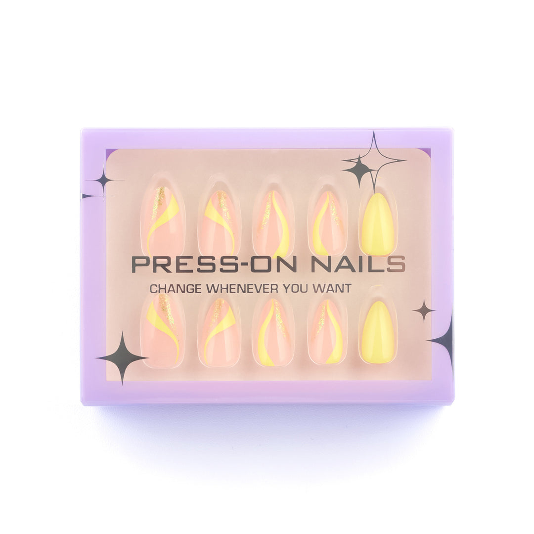 Künstliche Press-On Nägel mit glamourösen Designs Karnz