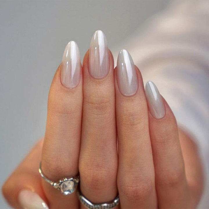 Elegante Nagelpflege Karnz