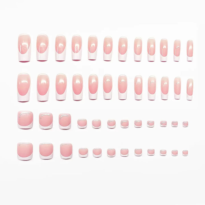 Stylische französische Tipp-Nagelverstärkungen Karnz