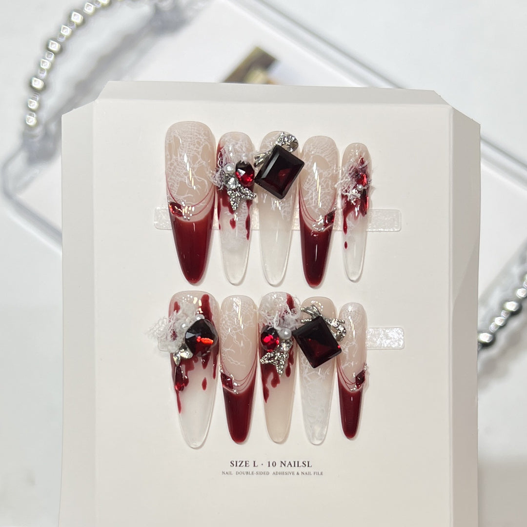 Premium Press-On Nail Art Set mit elegantem Herz- und Blattdesign Karnz