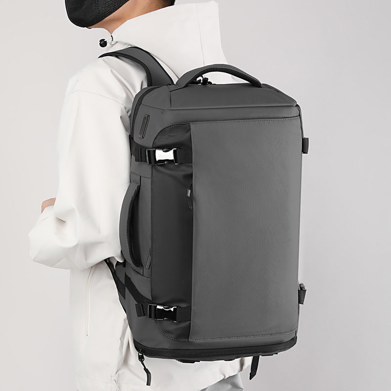 Erweiterbarer Reiserrucksack Karnz