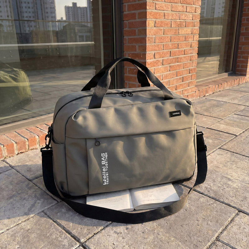 Vielseitige wasserdichte Reisetasche Karnz