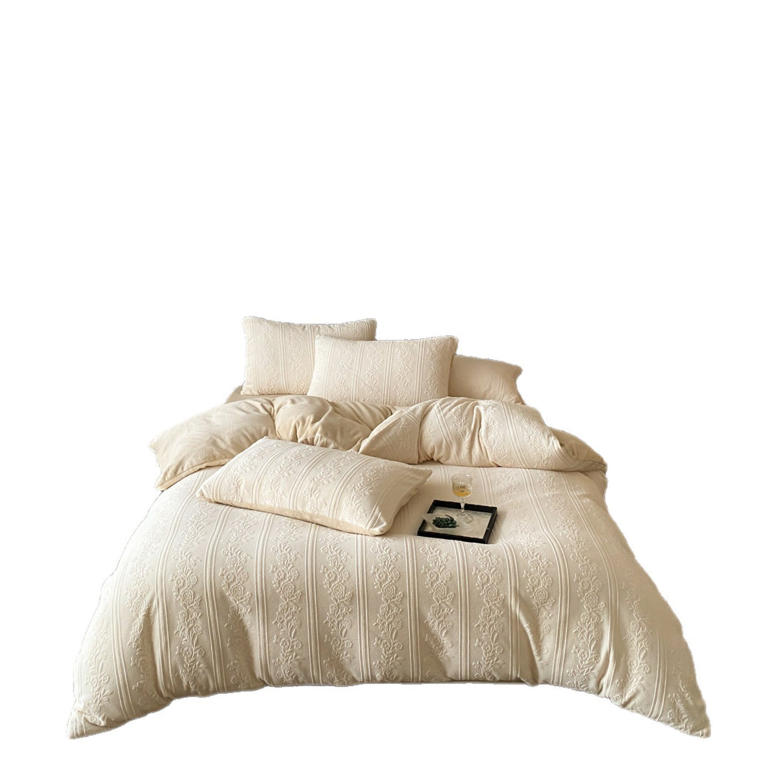Luxuriöse Bettbezug-Garnitur im Jacquard‑Relief mit feiner Blumensteppung