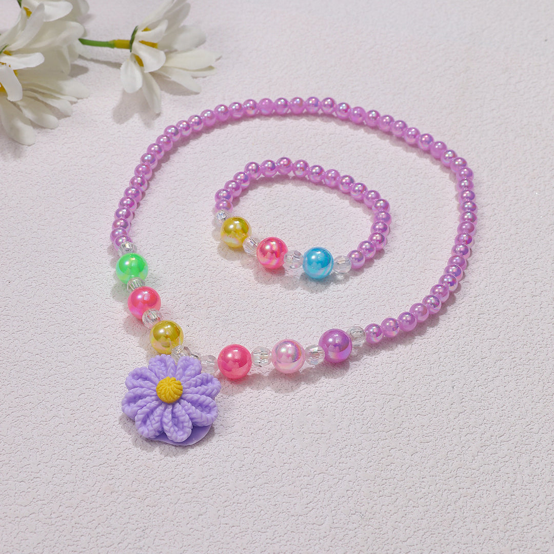 Verspieltes Schmuckset mit Blumenanhänger Karnz