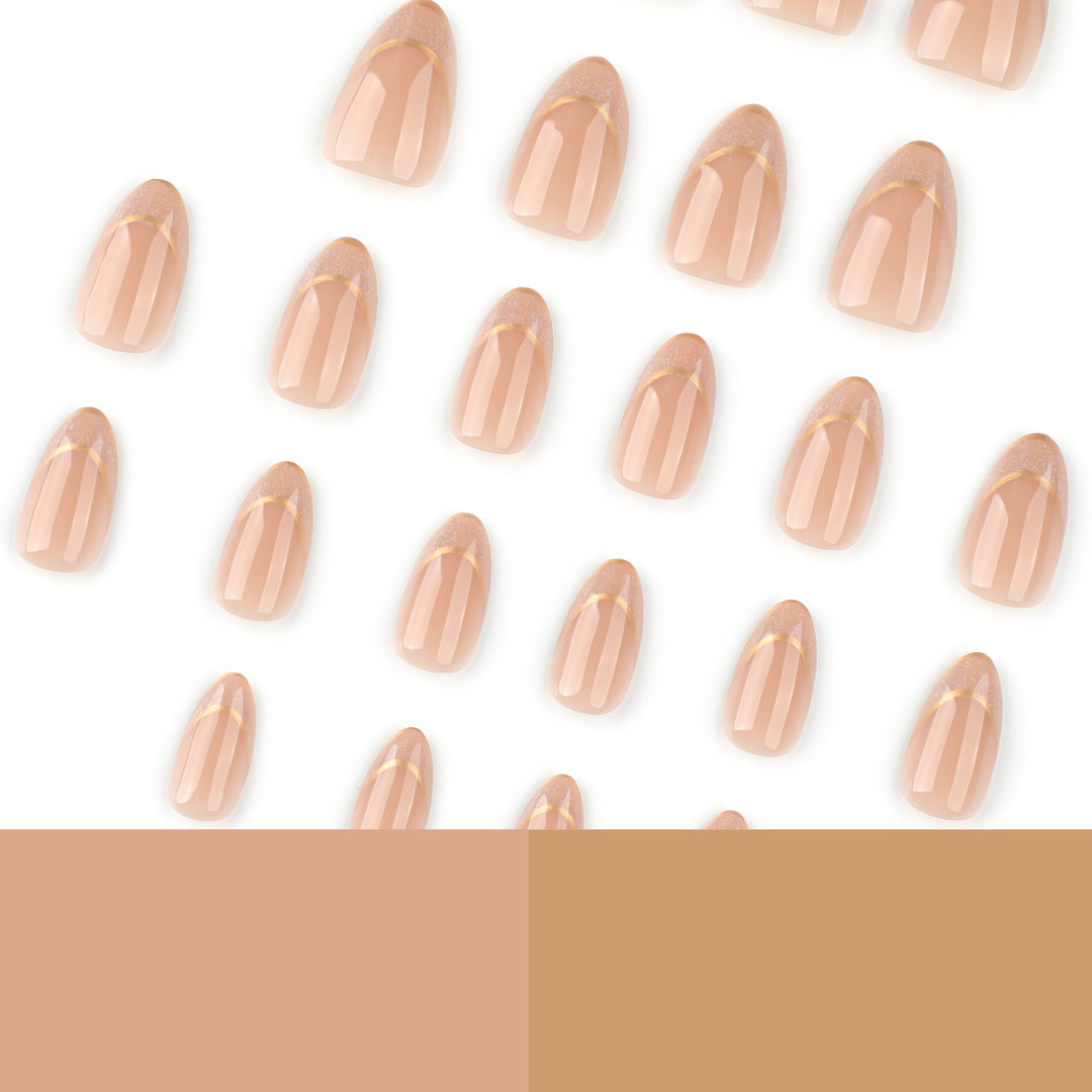 Elegante Gel-Nägel mit Glitzer- und French-Tip-Verzierung Karnz