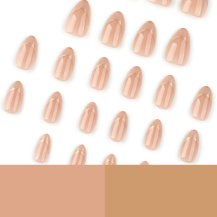 Elegante Gel-Nägel mit Glitzer- und French-Tip-Verzierung Karnz