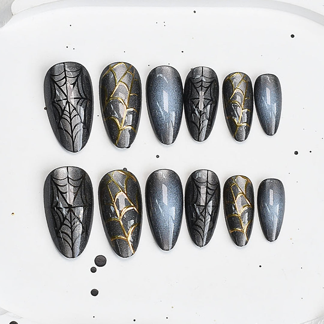 Künstlerisches Press-On-Nagelset mit Kirschblütenmuster Karnz