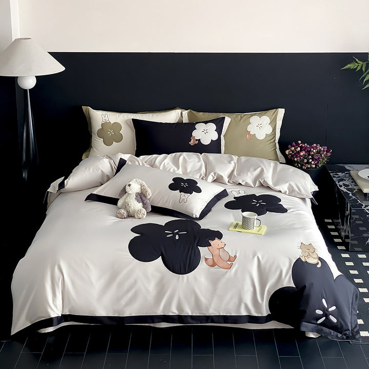 Floral Applikation Baumwollsatin Bettbezug Set mit dekorativen Kissenbezügen