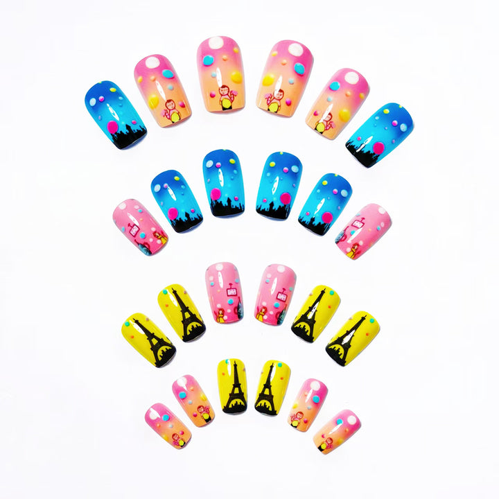 Kreative Nail Art mit Pariser Motiven Karnz