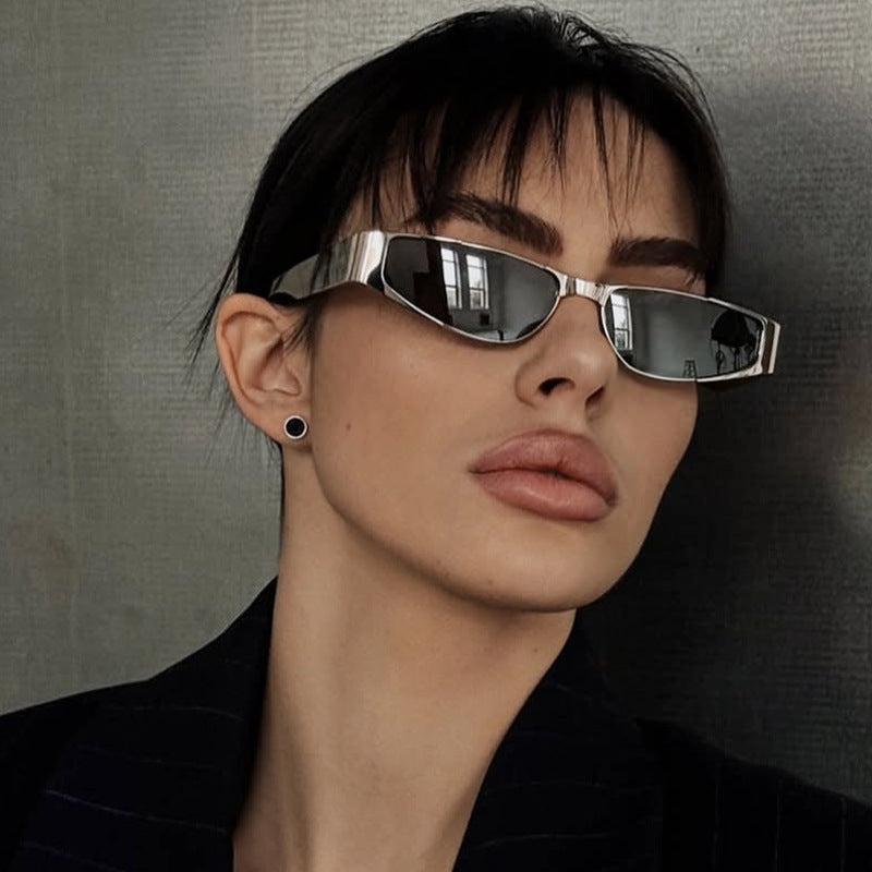 Damen elegante schmal geschnittene Sonnenbrille mit UV-Schutz Karnz