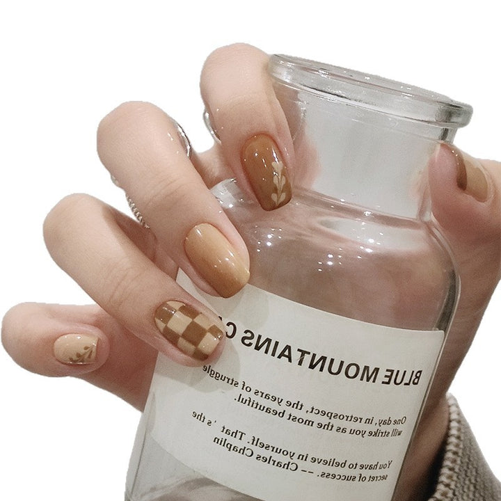 Artistic Chic Press-On Nail Art