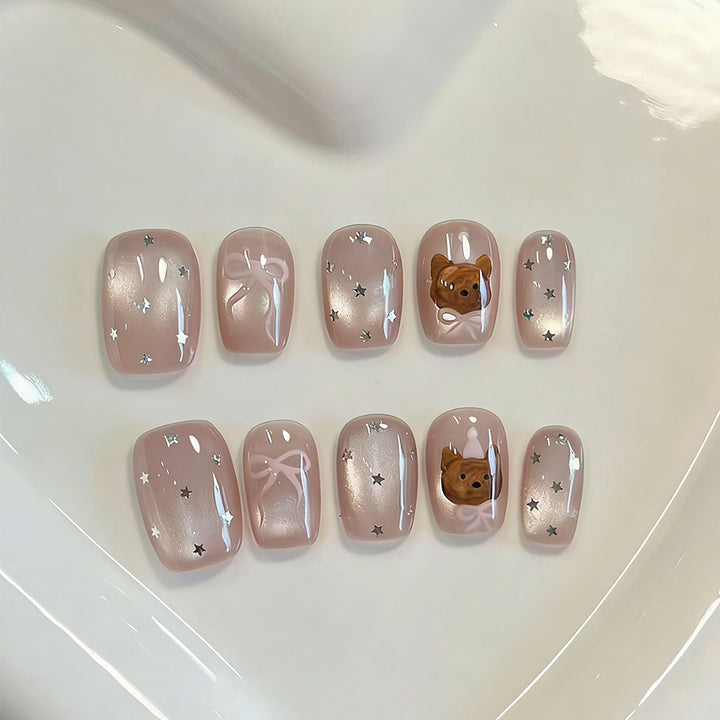 Exquisite Nagelkunst mit Niedlichen Hundefilm-Motiven Karnz