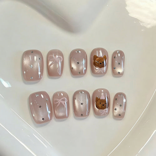 Exquisite Nagelkunst mit Niedlichen Hundefilm-Motiven Karnz