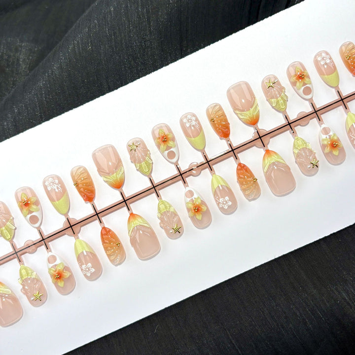 Künstlerisches Floral Designer Press-On Nail Set