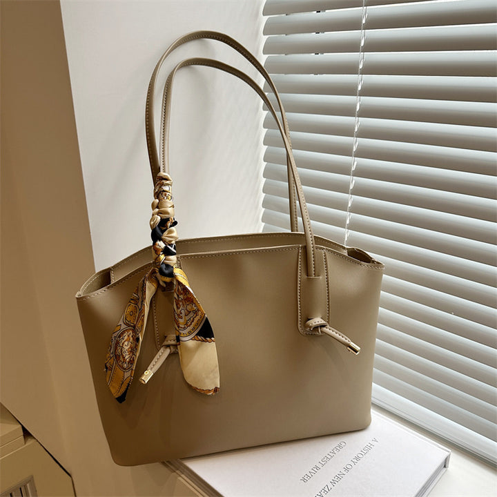 Elegante Schal-Akzent-Handtasche