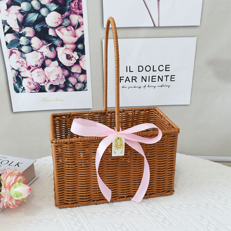 Chice Gewebte Handtasche mit Perlenakzent Karnz