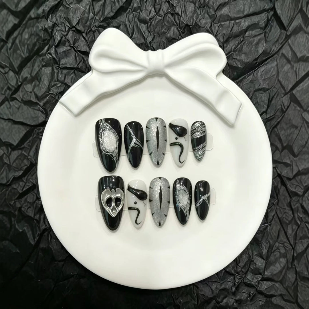 Künstlerisches Statement Press-On Nagelset