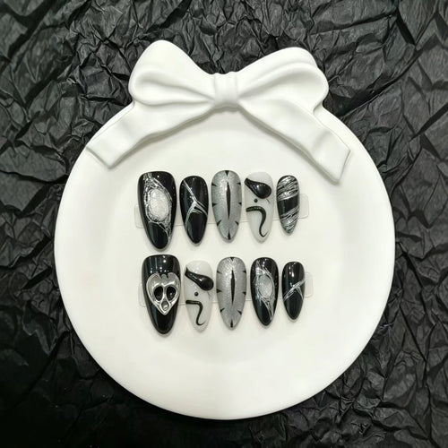 Künstlerisches Statement Press-On Nagelset