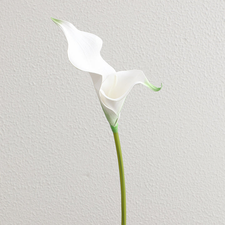Künstlicher Calla-Blütenzweig mit realistischen Details Karnz