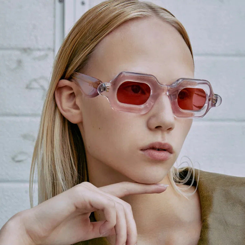 Damen geformte Sonnenbrille Karnz