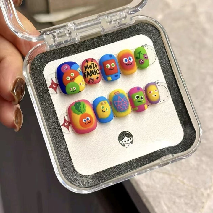 Kreative Nagelkunst Karnz