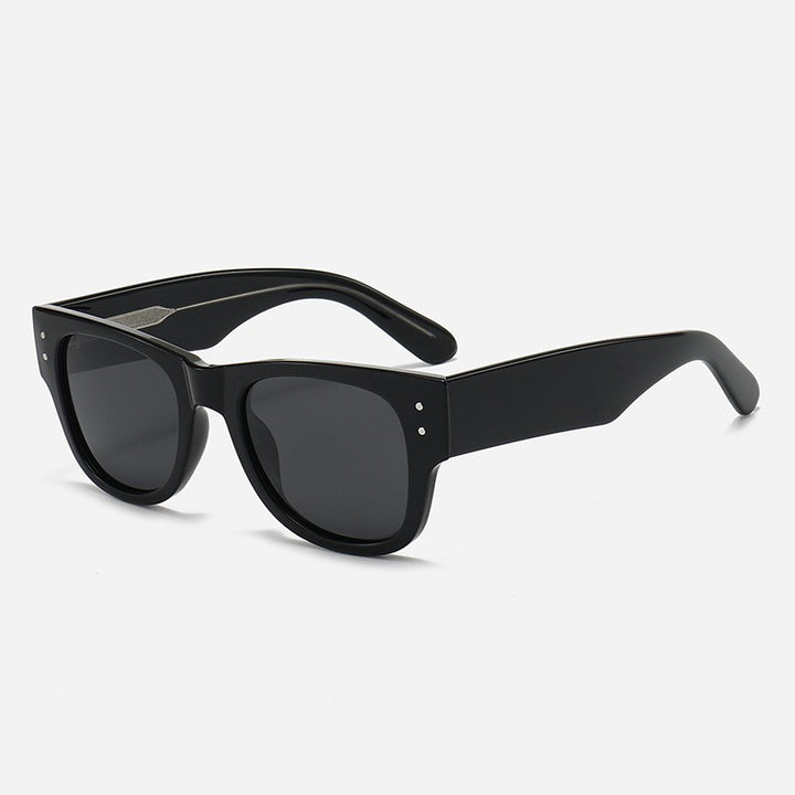 Damen Sonnenbrille im minimalistischen und eleganten Design Karnz