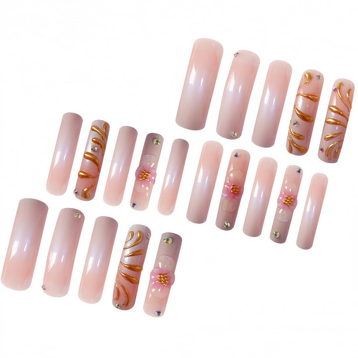 Künstlerische 3D-Nagelverlängerungen Karnz